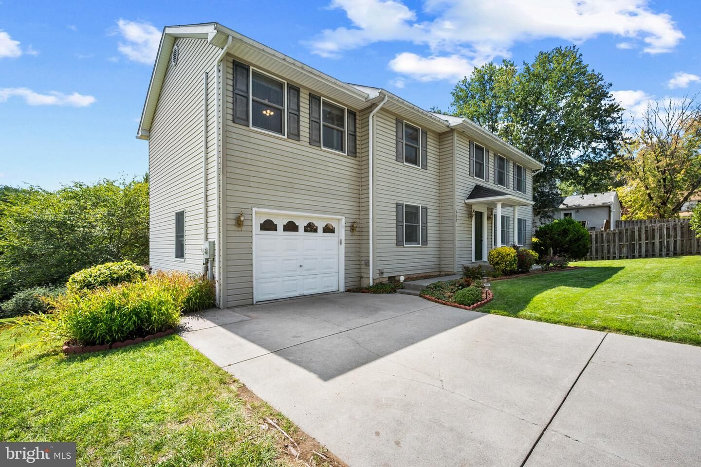 Property Photo:  102 Primrose Place  VA 22602 