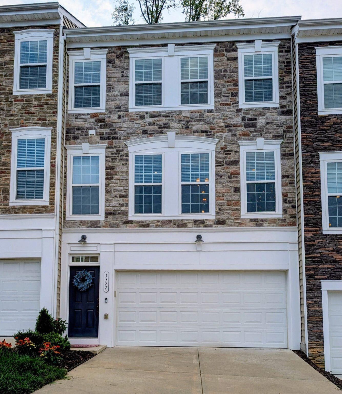 Property Photo: 1327 Gilmore Street VA 22401