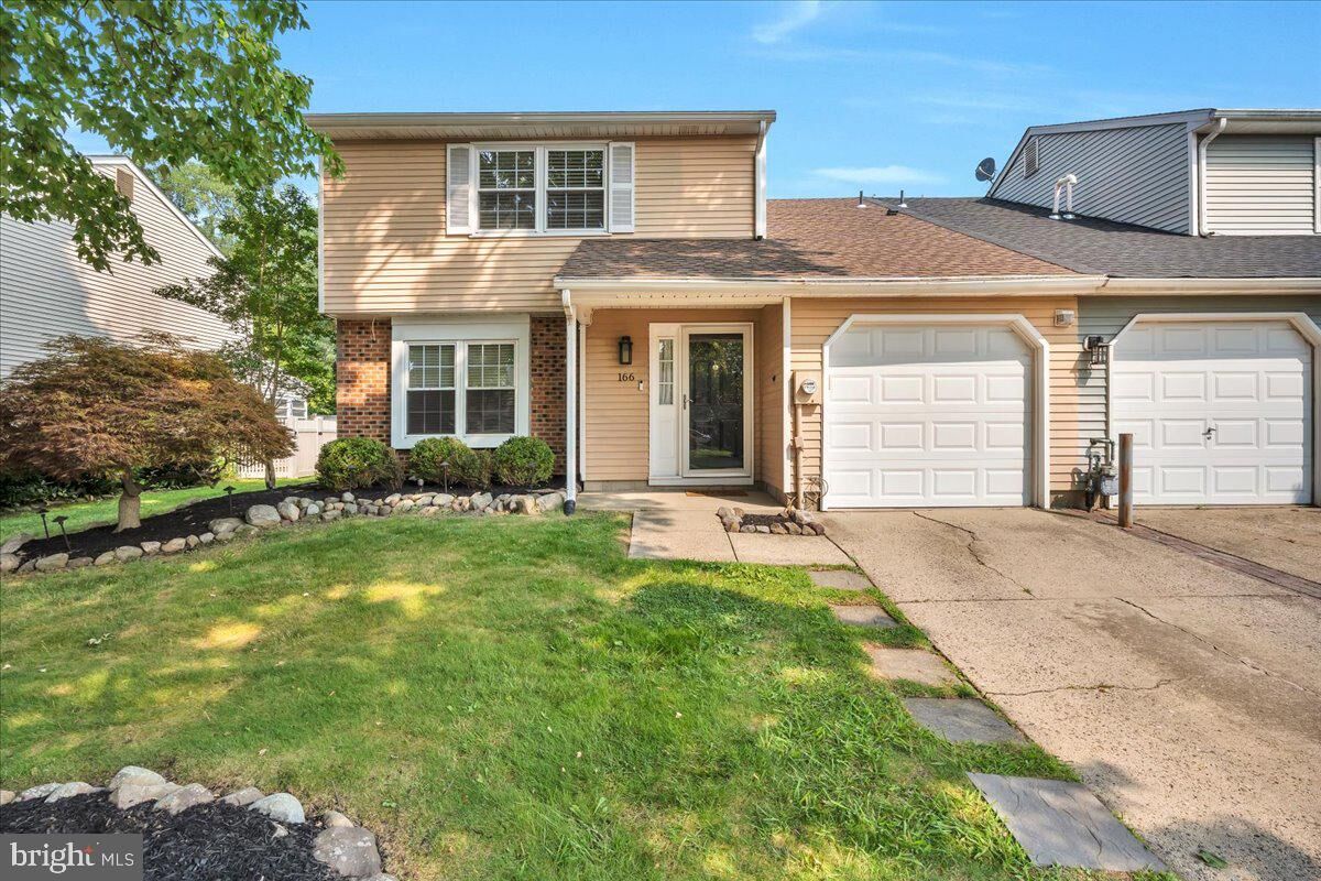 Property Photo:  166 Stratton Lane  NJ 08054 
