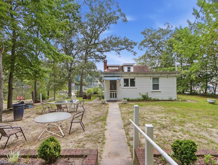 Property Photo: 285 Cove Road MD 21122