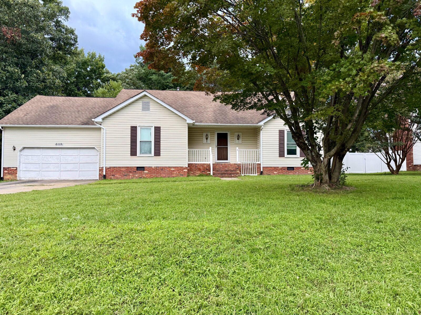 Property Photo:  505 Maple Grove Drive  VA 22407 
