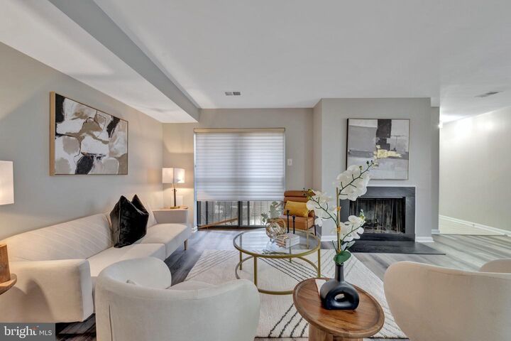 Property Photo: 3436 Summit Court NE 3436 DC 20018