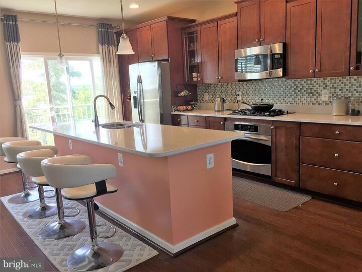 Property Photo: 11837 Lake Baldwin Drive VA 20136