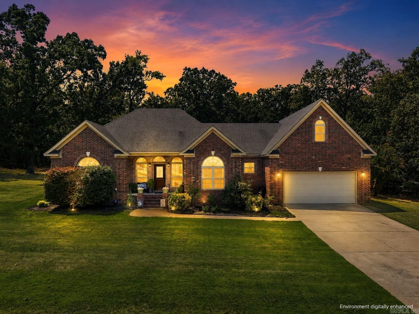 Property Photo: 8 Royal Vista Cove AR 72058