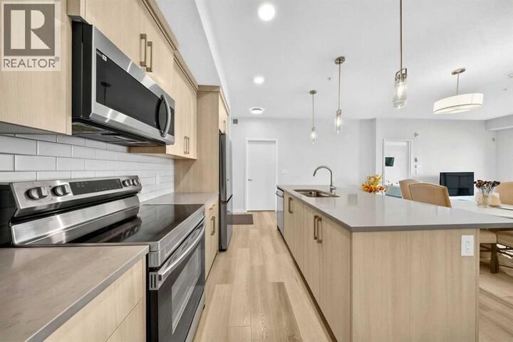 Property Photo:  220 Seton Grove Southeast  AB T3M 3T1 