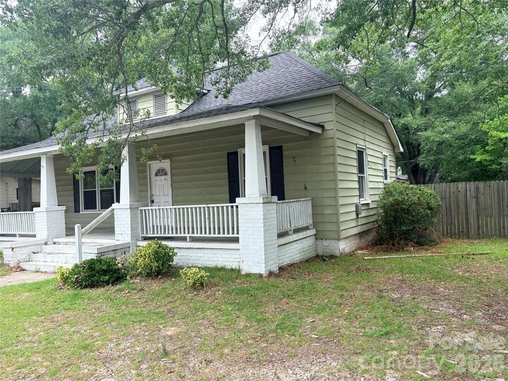 Property Photo: 102 N Minor Street SC 29067