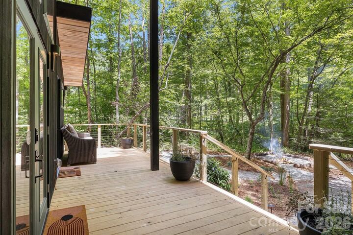 Property Photo:  317 Twinbrook Lane  NC 28751 