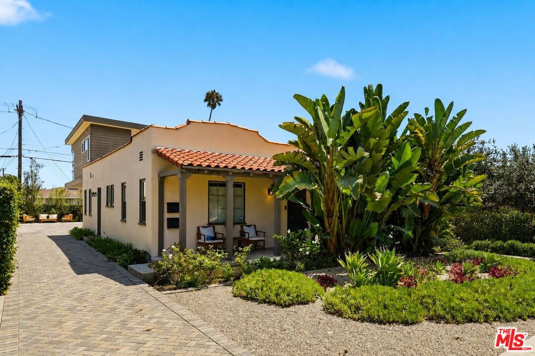 Property Photo: 3130 Hutchison Ave CA 90034