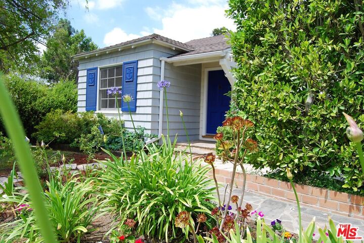 Property Photo: 4653 Farmdale Ave CA 91602