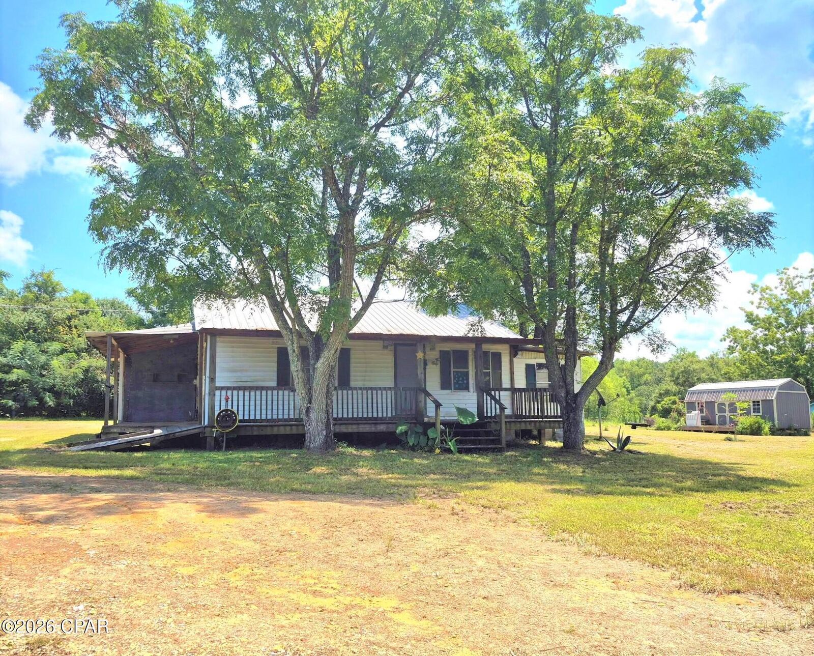 Property Photo: 1093 Newton Road FL 32425