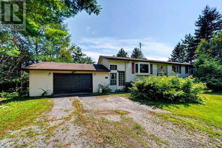 15380 North Lunenburg Road West — photo 1
