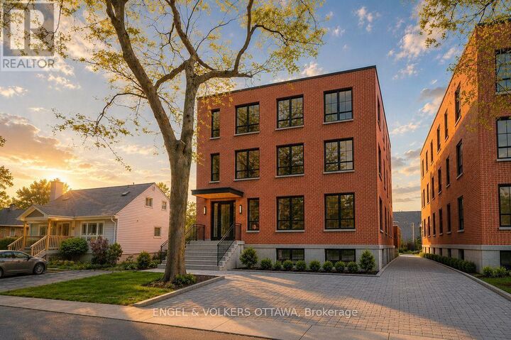 Property Photo:  655 Donat Street North 10  ON K1K 3L8 