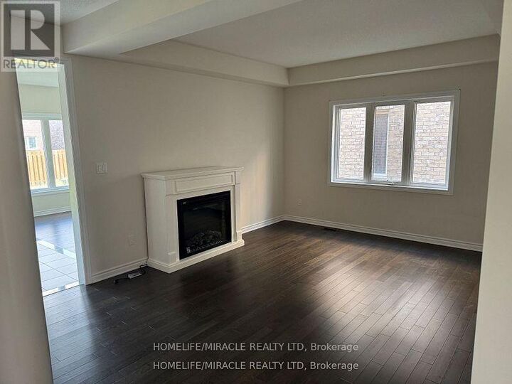 Property Photo: 14 Foster Hewitt Street ON L0K 1A0