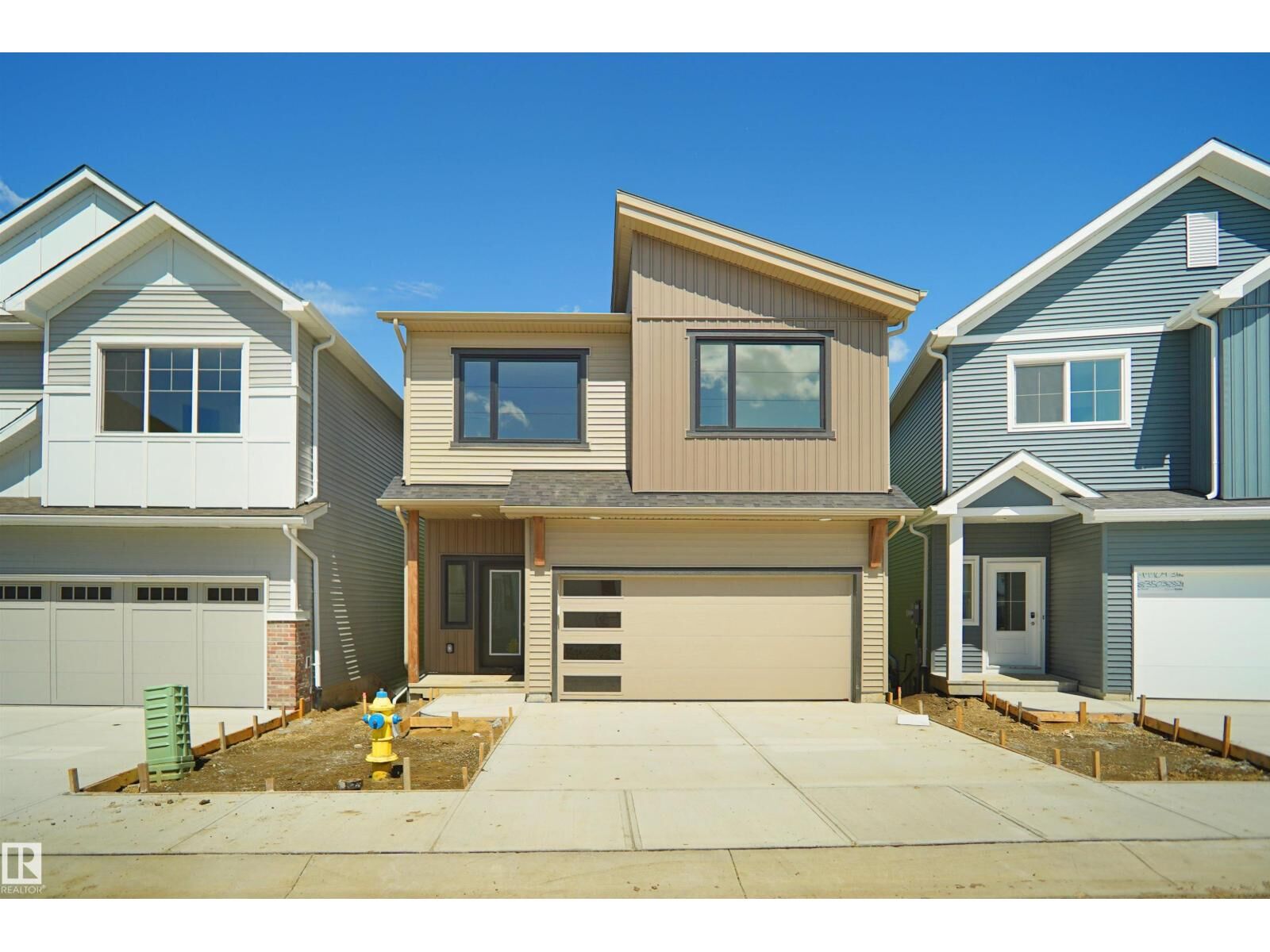Property Photo:  #33 19904 31 Av NW  AB T6M 1N7 