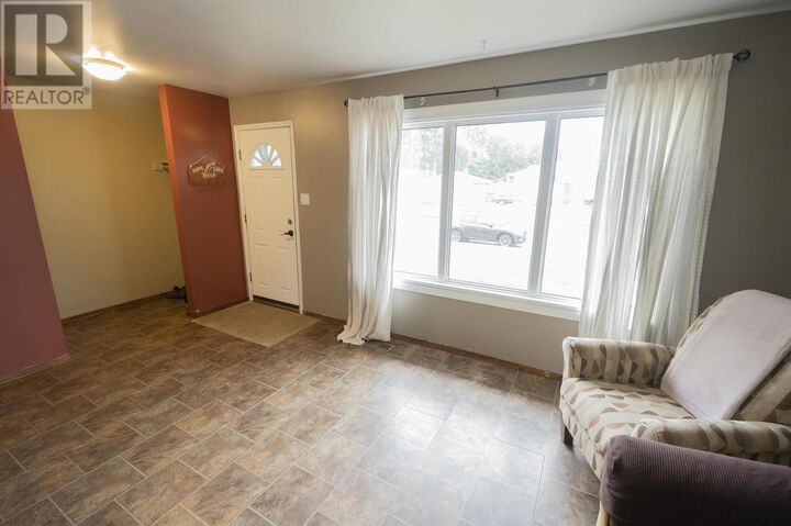 Property Photo: 537 Churchill Drive West ON P7C 5C4