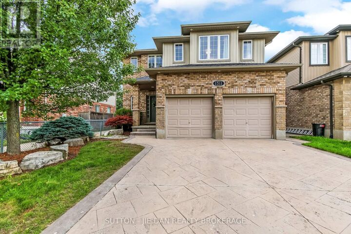 1511 Coronation Drive — photo 1