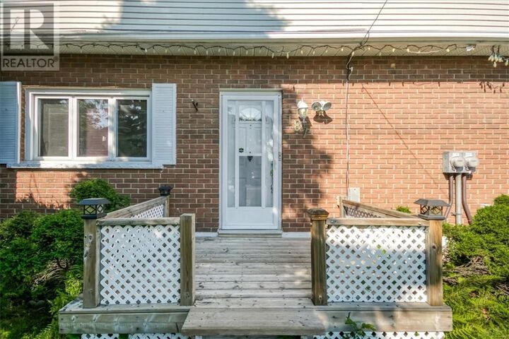 Property Photo:  187 Metcalfe Avenue  ON P3L 1L4 