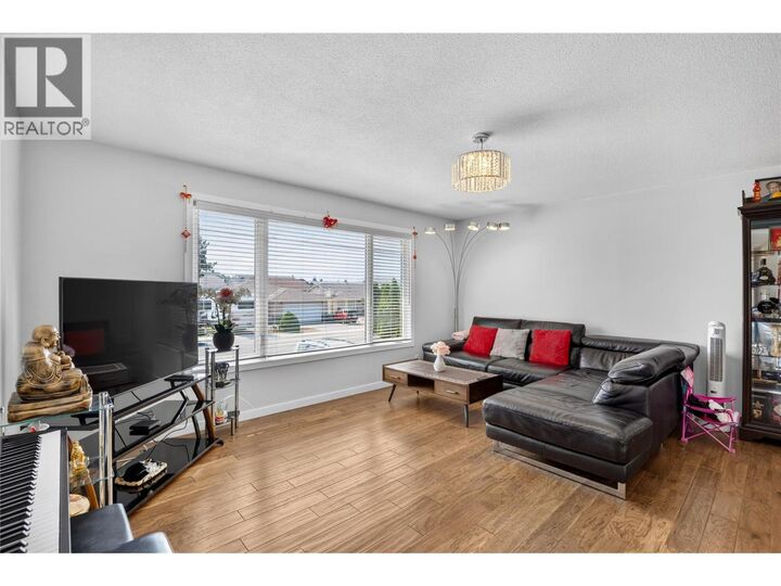 Property Photo: 127 Okanagan Avenue West BC V2A 3L2