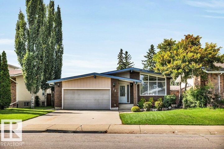 Property Photo:  72 Ekota Cr NW NW  AB T6K 2J7 