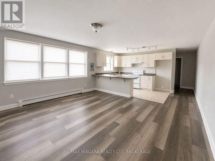 Property Photo:  143 Westchester Crescent 6  ON L2P 2N8 