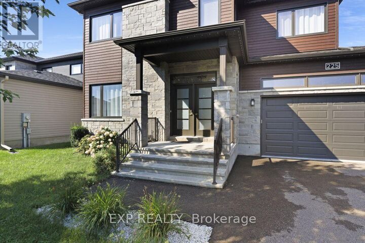 Property Photo:  225 Sunset Crescent  ON K4R 0E5 