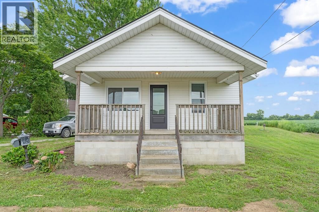 Property Photo:  389 County Road 20  ON N9Y 2K3 