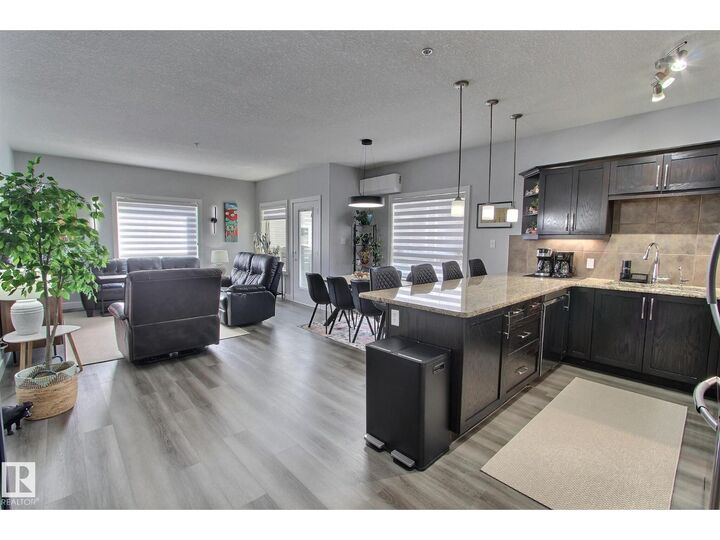 Property Photo: #3207 7347 South Terwillegar Dr NW AB T6R 0M3