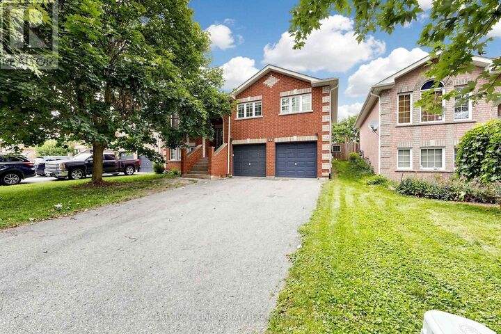 Property Photo: 20 Kerfoot Crescent ON L4P 4C1