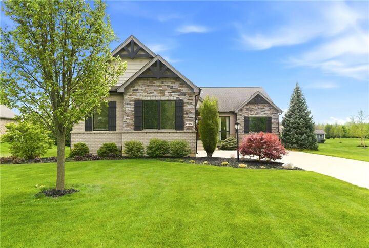Property Photo:  1797 Grand Cypress Boulevard  OH 45068 