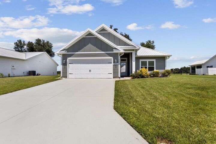 Property Photo:  7618 Juanita Pl  FL 32693 