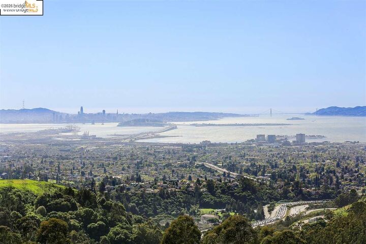 Property Photo: 6100 Skyline Blvd CA 94611