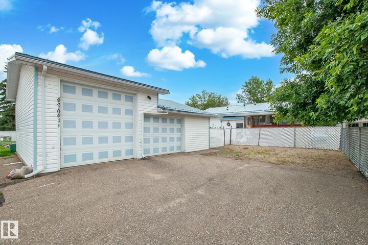 Property Photo: 4510 41A Street AB T9N 1K3