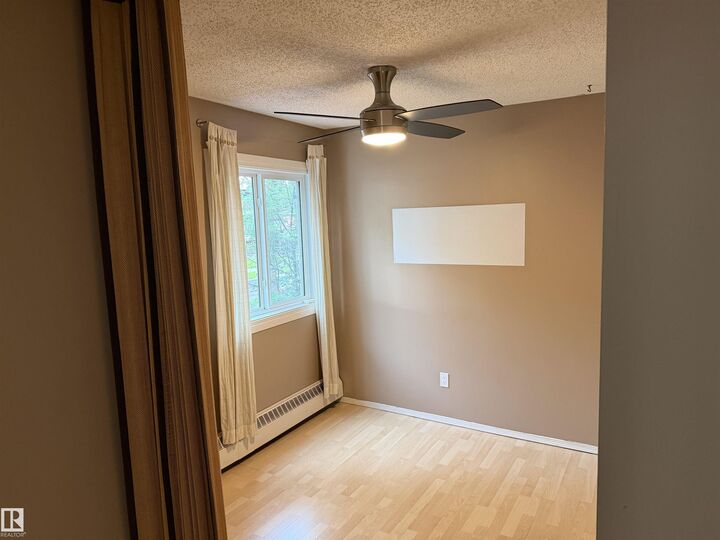 Property Photo: 11807 101 Street NW 203 AB T5G 2B6