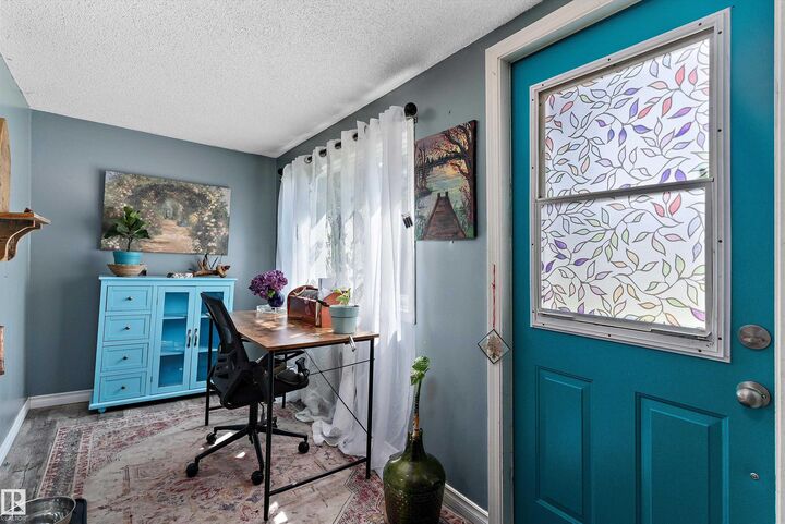 Property Photo: 5404 45 Avenue AB T9A 0E9