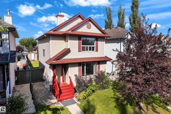 Property Photo:  1434 Grant Way NW  AB T5T 6L3 