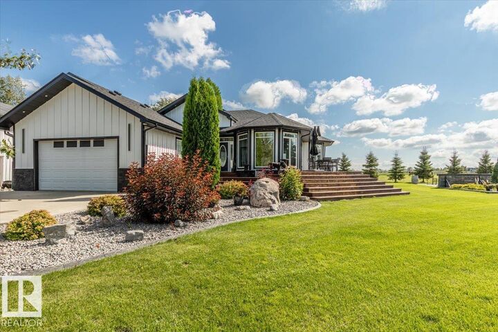 Property Photo: 47537 Rge Rd 30 AB T0C 2T0
