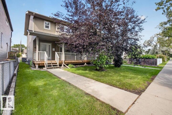 Property Photo:  10210 151 Street NW  AB T5P 1T7 