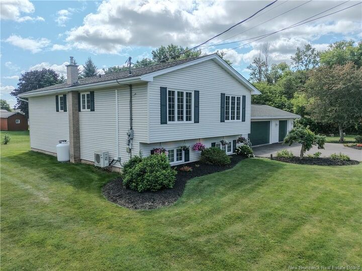 Property Photo: 11 Clover Court NB E4E 2L8