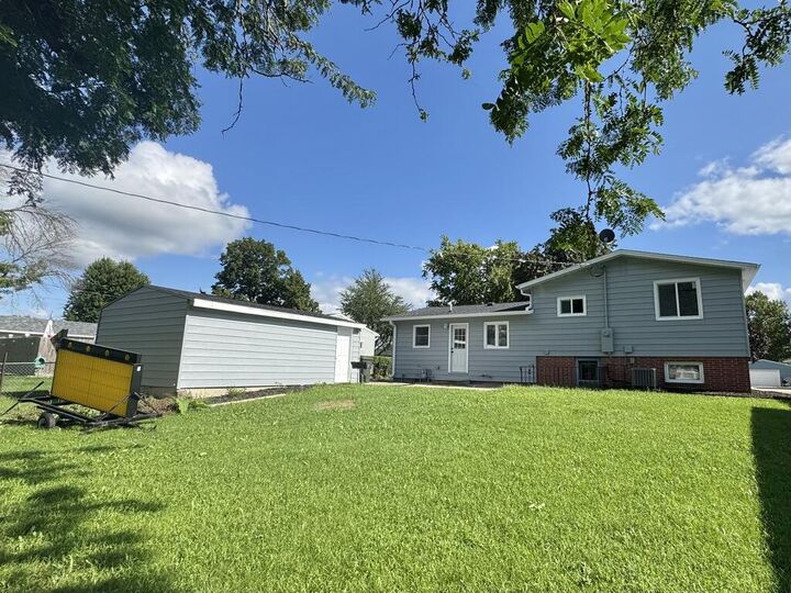 Property Photo:  2744 18th Ave N  IA 50501 