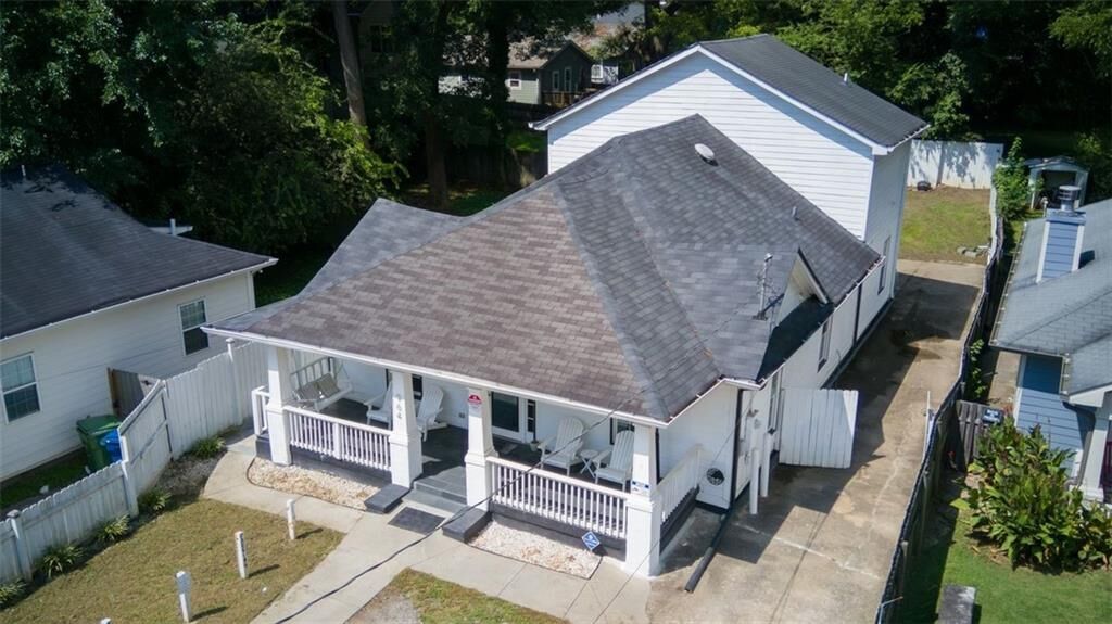 Property Photo:  964 Mayson Turner Road NW  GA 30314 