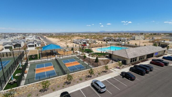 Property Photo: 705 Paseo Dulce Avenue TX 79928