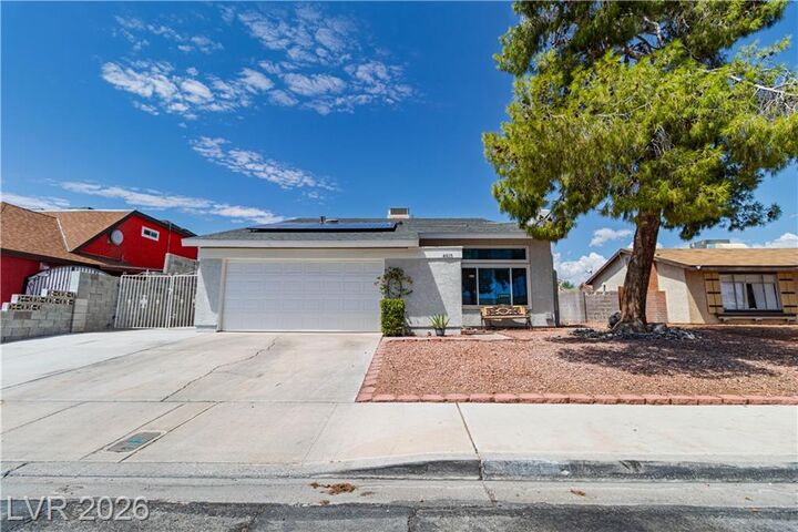 Property Photo: 4815 Castle Rock Court NV 89147