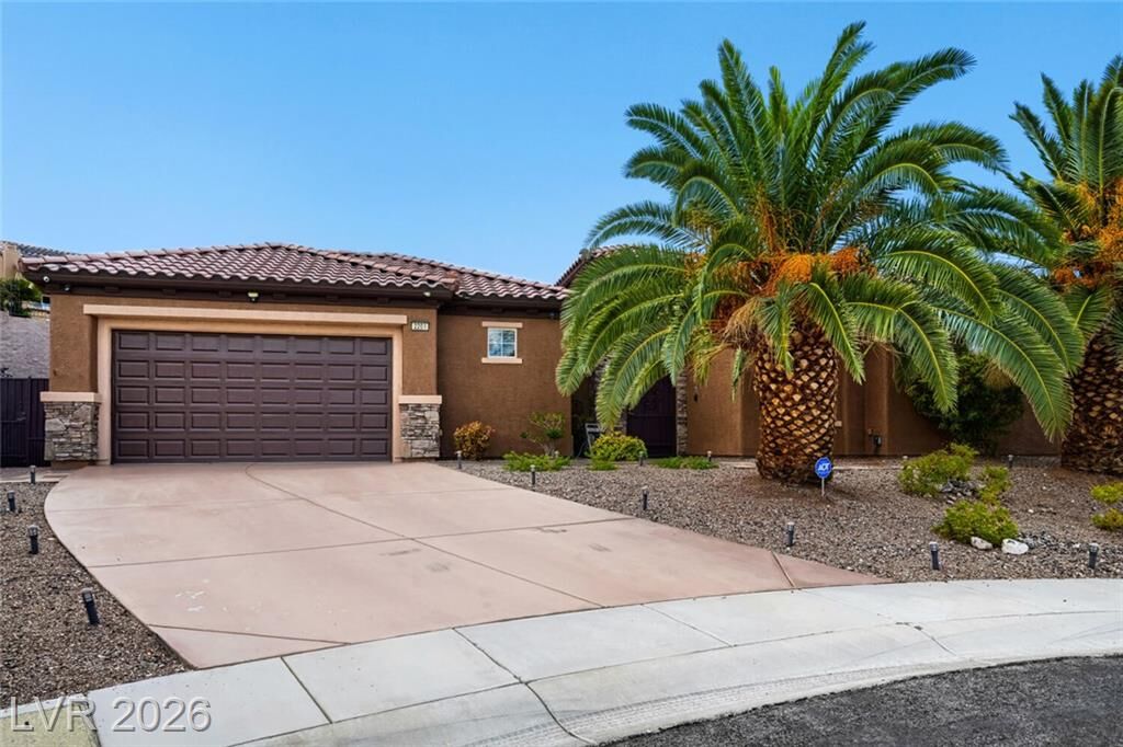 Property Photo: 2201 Hudson Falls Court NV 89044