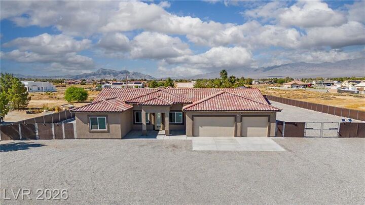 Property Photo:  1360 Labrador Street  NV 89048 