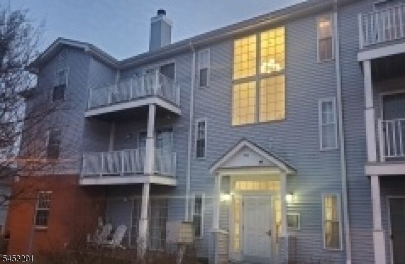 Property Photo:  755 Summer Ave 2C  NJ 07104 