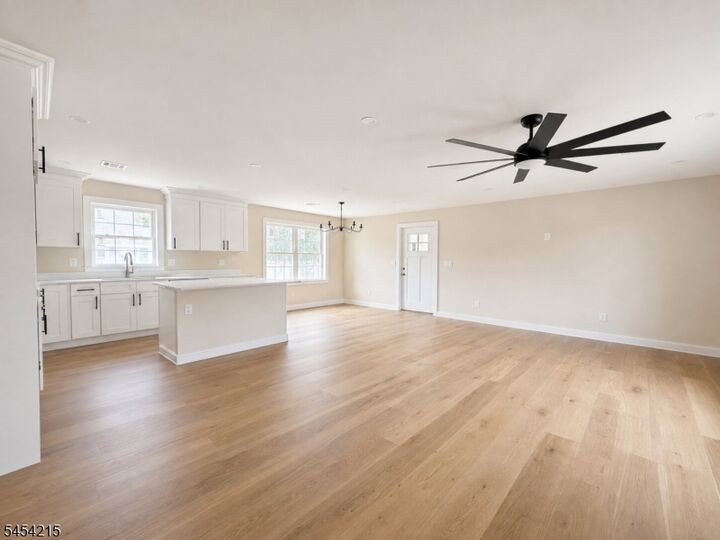 Property Photo:  81 Ellen St 2  NJ 07110 