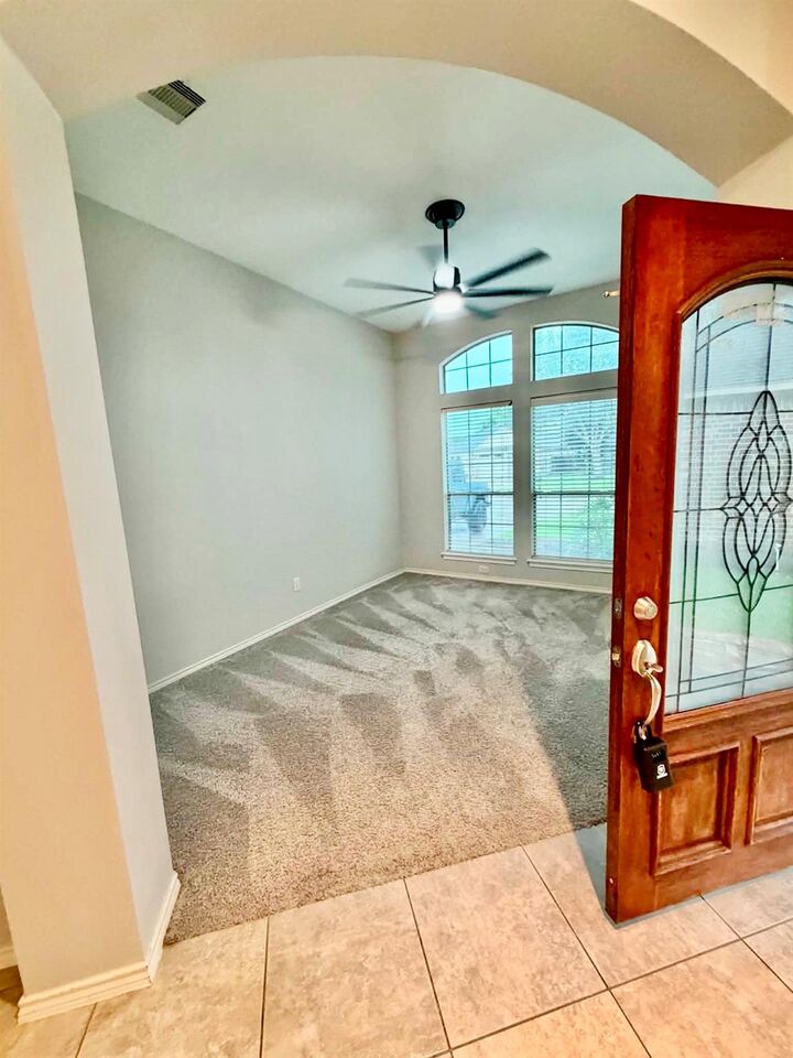 Property Photo:  5607 Wagon Wheel Lane  TX 77471 