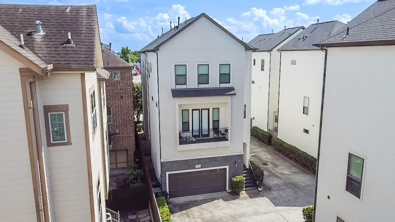 Property Photo:  1623 W 23rd Street B  TX 77008 