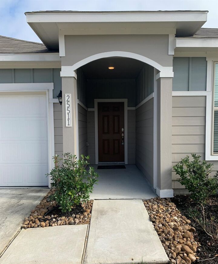 Property Photo:  25511 Northpark Lake Drive  TX 77365 