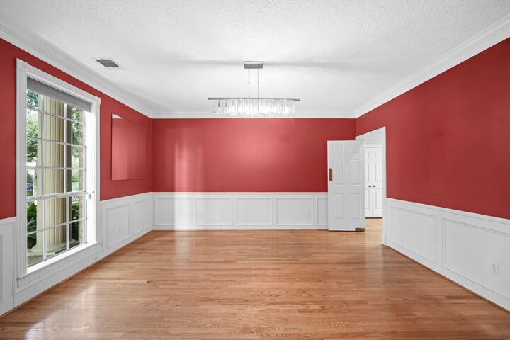 Property Photo:  15 Hilshire Grove Lane  TX 77055 